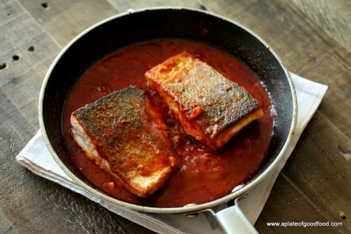 fish in tangy tomato sauce